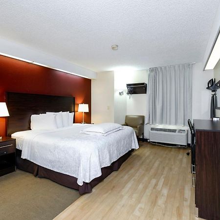 Red Roof Inn Plus+ Палм Коуст Екстериор снимка
